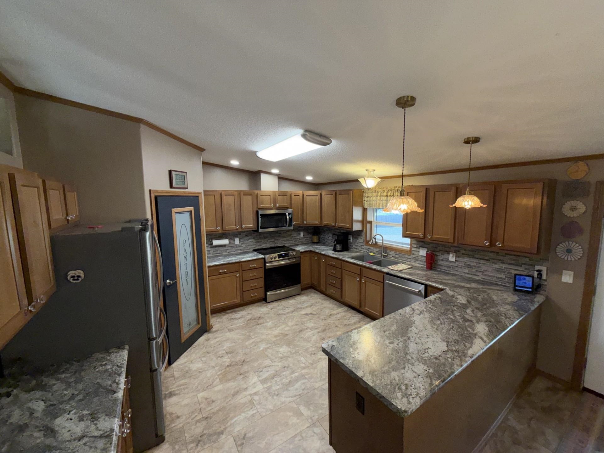 10235 Highway 65 Property Photo 16