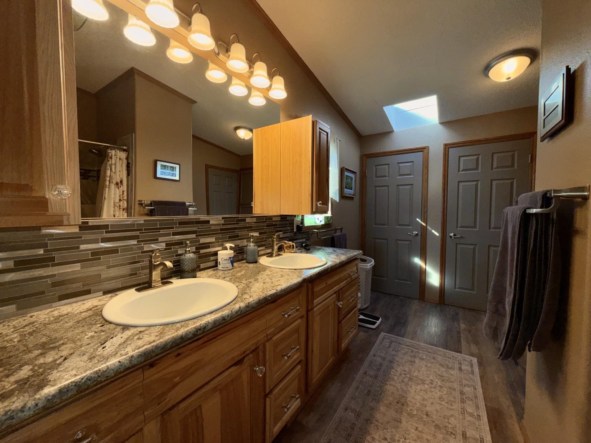 10235 Highway 65 Property Photo 20