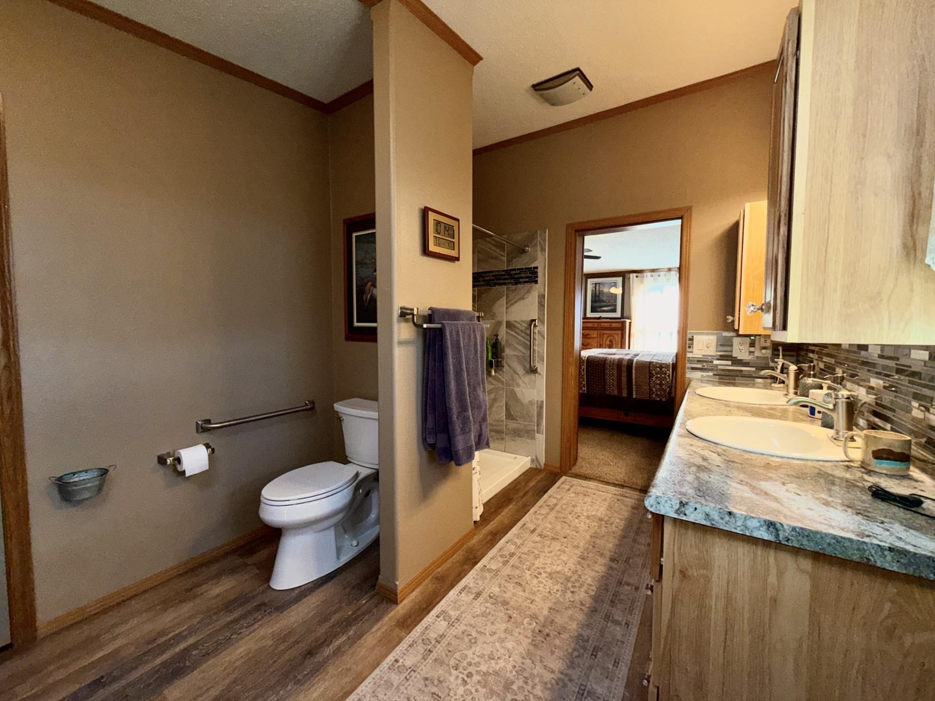 10235 Highway 65 Property Photo 22