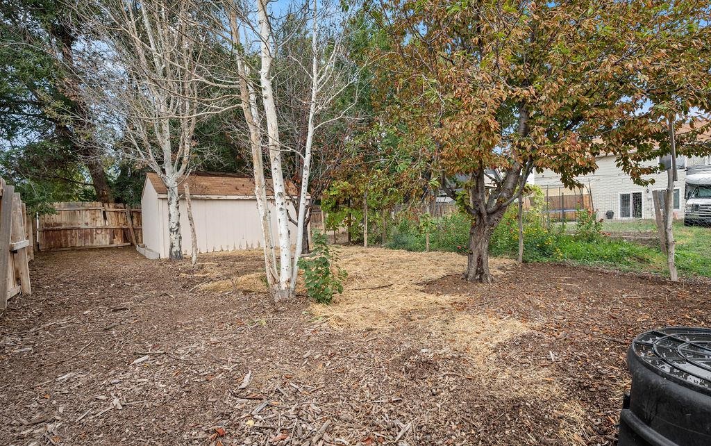 389 Skyler Street Property Photo 25