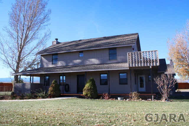 3015 B 1/4 Road Property Photo 1