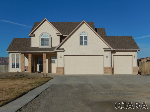 767 Foxfire Court Property Photo 1