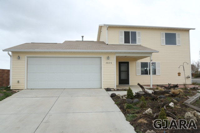 2826 C 3/4 Road Property Photo 1