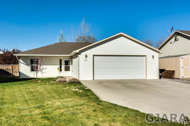 483 Gregory Drive Property Photo 1
