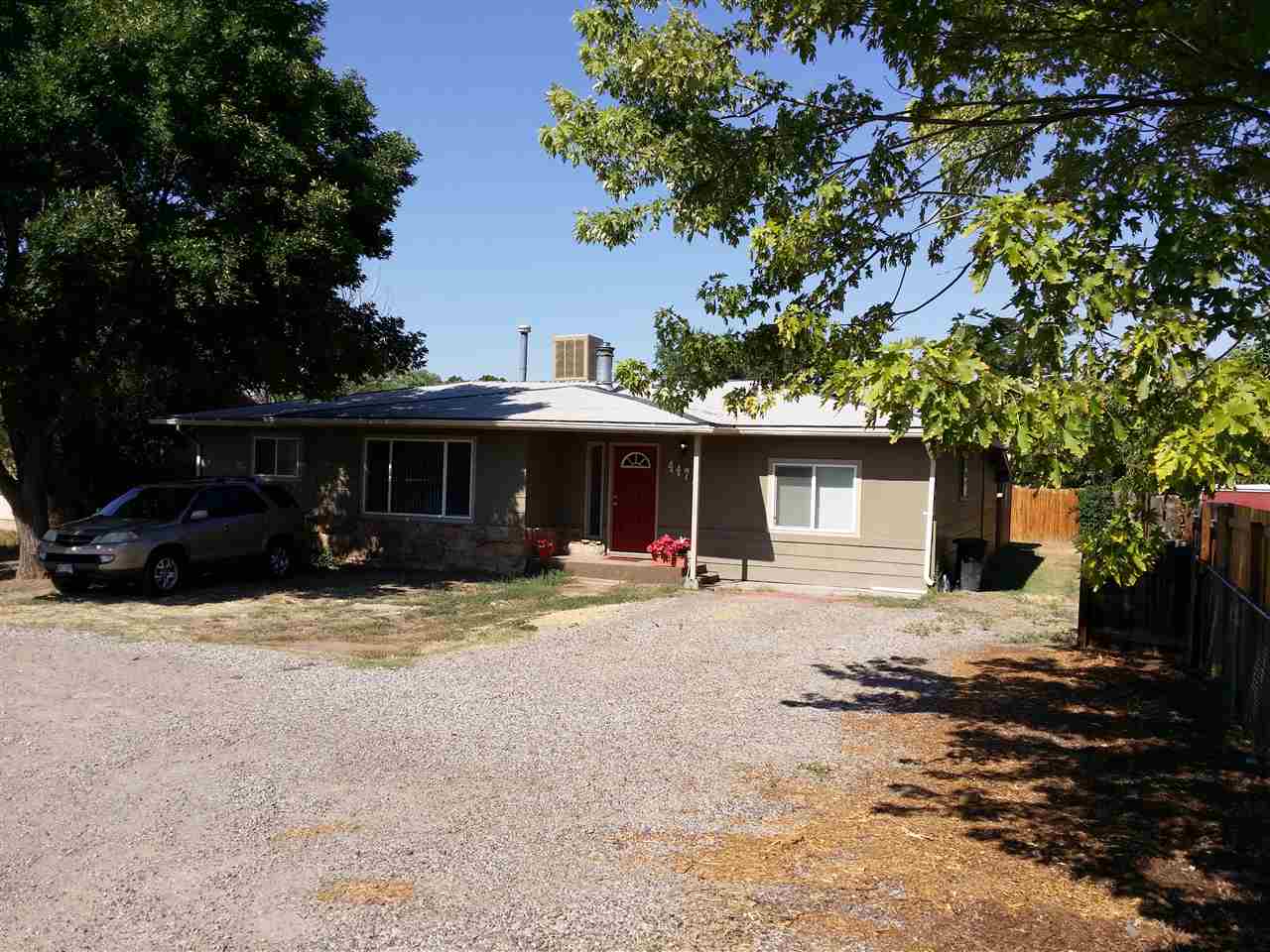 447 1/2 30 Road Property Photo 1