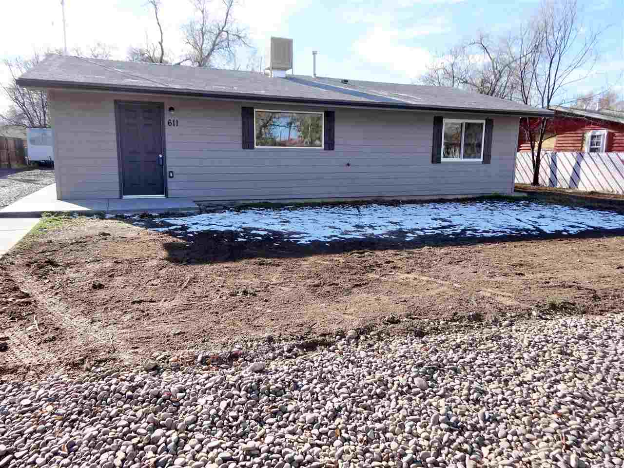 611 W Mesa Avenue Property Photo 1