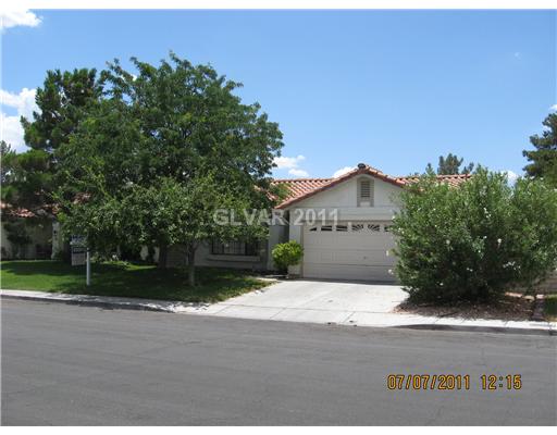571 Macbrey Drive Property Photo 1
