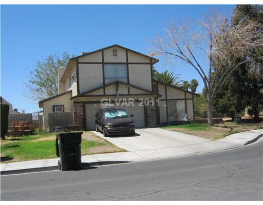 1079 Bombay Court Property Photo 1
