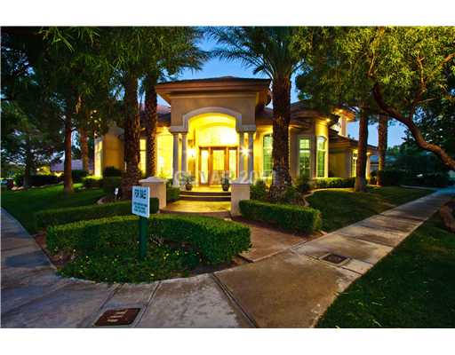 408 Club Court Property Photo 1