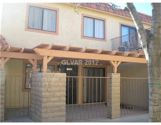 736 Apple Tree Court Property Photo 1