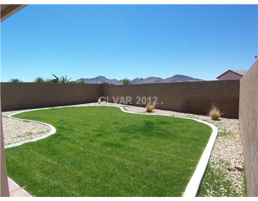 2475 Sturrock Drive Property Photo 1