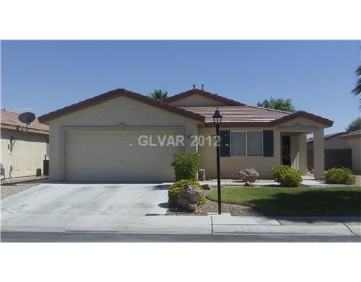 5001 River Splash Avenue Property Photo 1