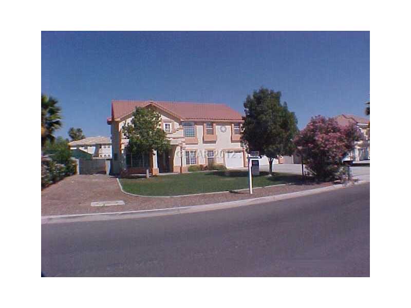 7070 Palmyra Avenue Property Photo 1