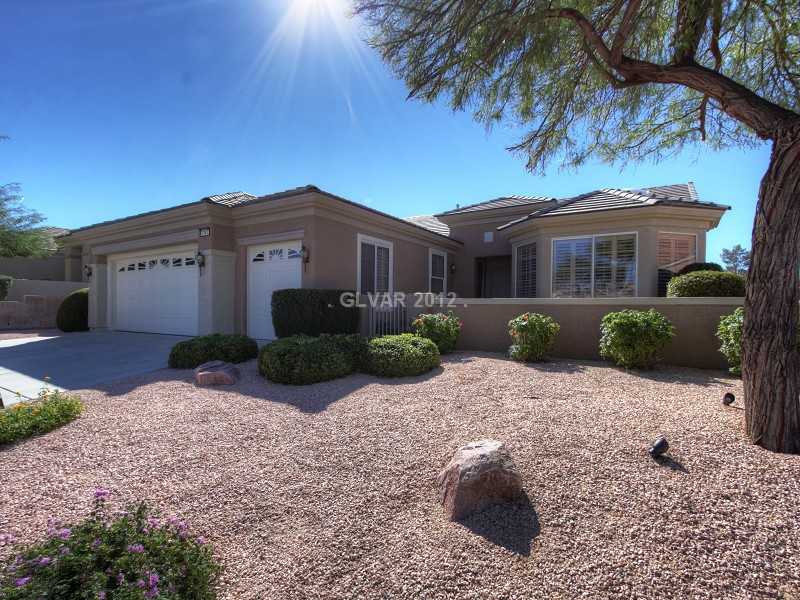 2743 Evergreen Oaks Drive Property Photo 1