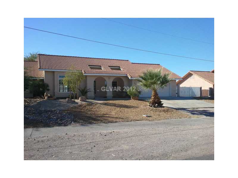 252 Cannes Street Property Photo 1