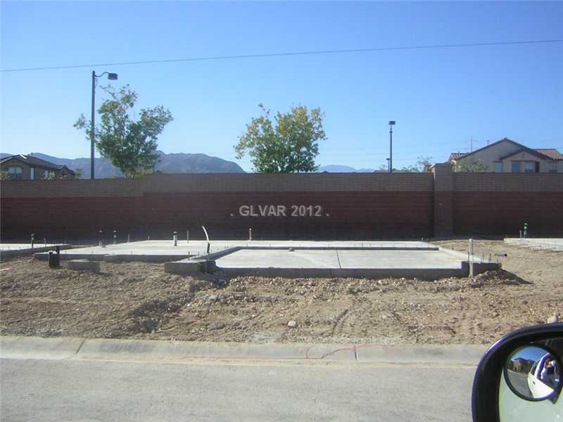 7915 Bartlett Peak Street Property Photo 1