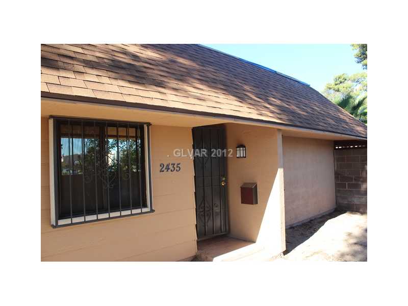 2435 Paradise Village Way Property Photo 1