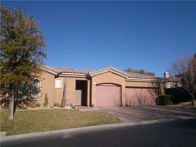 60 Desert Highlands Drive Property Photo 1