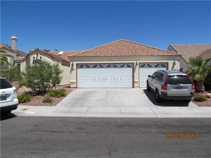 9104 Shelter Cove Court Property Photo 1