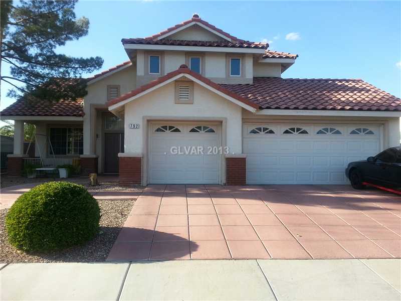 792 Cherry Drive Property Photo 1