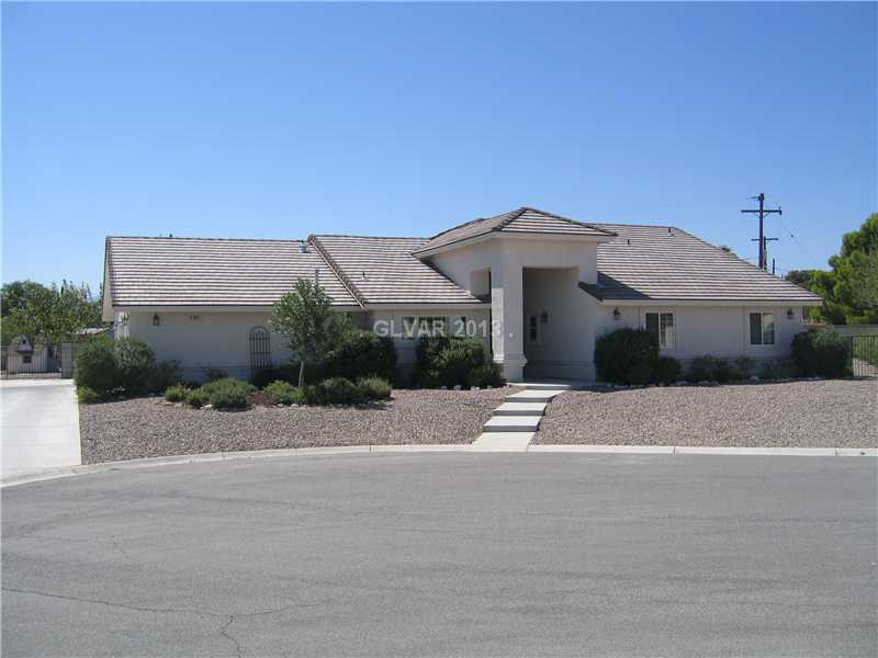 1811 Westwind Road Property Photo 1