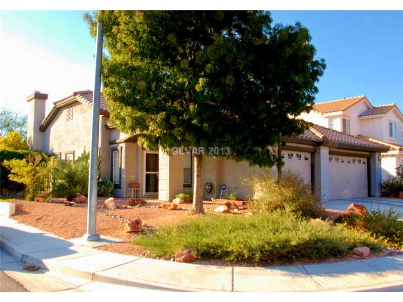 9375 Aster Pointe Court Property Photo 1