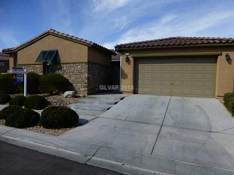 7116 Castle Brook Avenue Property Photo 1
