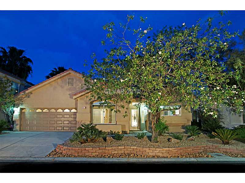 5048 Forest Oaks Drive Property Photo 1