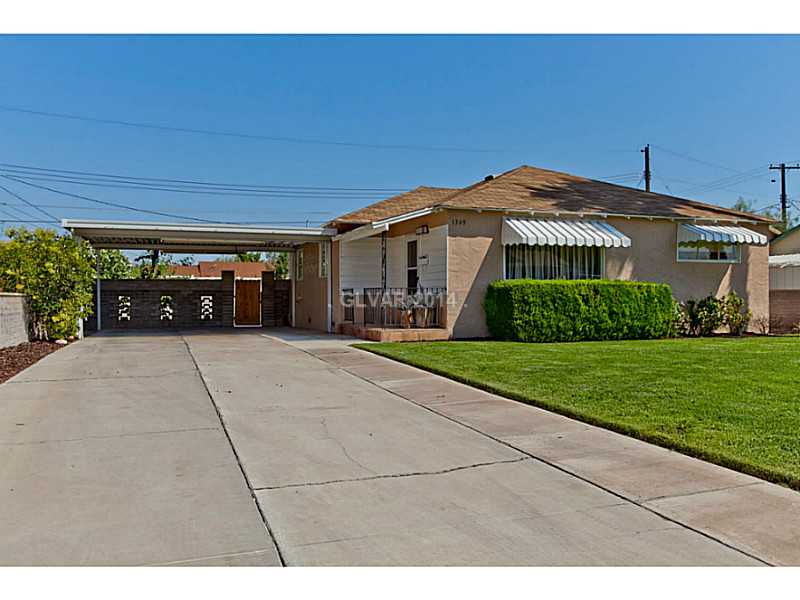 1349 Douglas Drive Property Photo 1