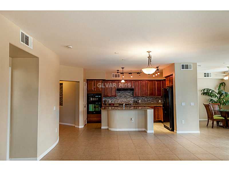2555 Hampton Road 5109 Property Photo 1