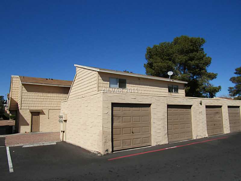 5187 Greene Lane Property Photo 1