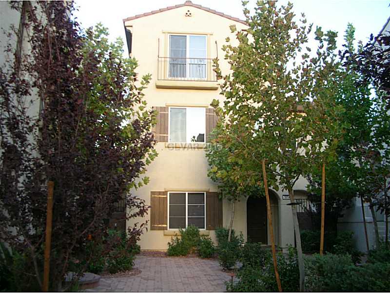 1914 Hollywell Street Property Photo 1