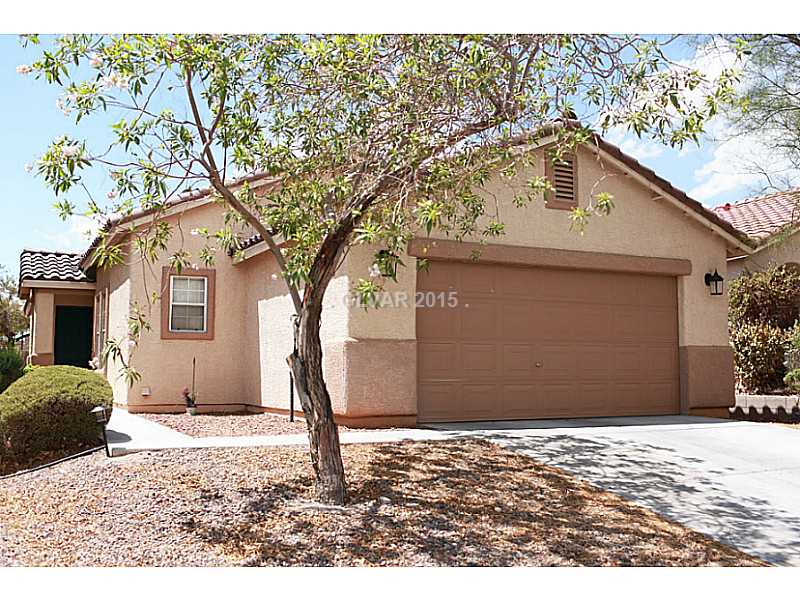 8801 Shady Pines Drive Property Photo 1