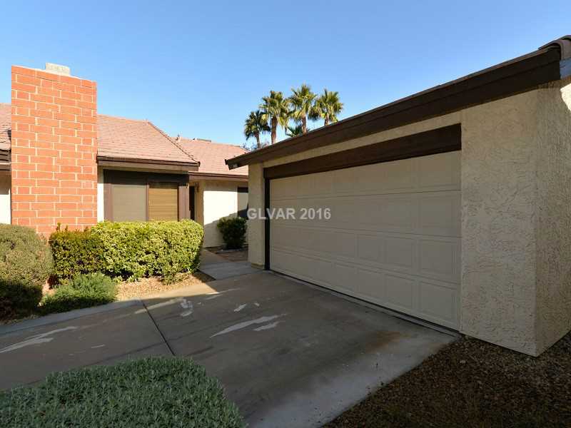 4448 Live Oak Drive Property Photo 1