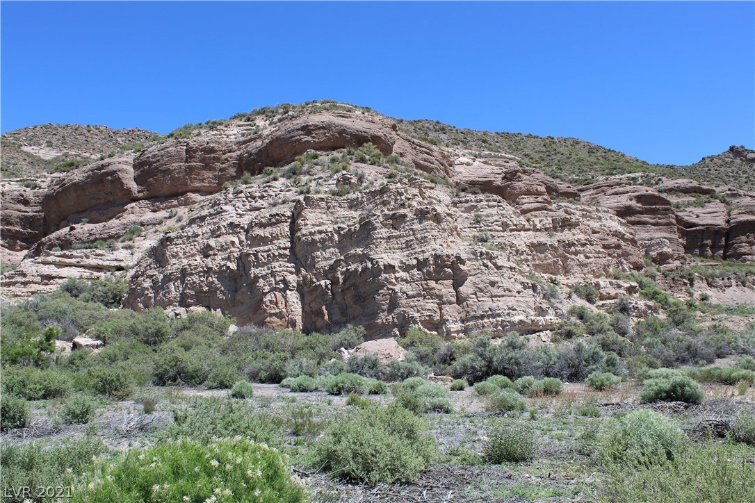 Rainbow Canyon - Clover Street Property Photo 2