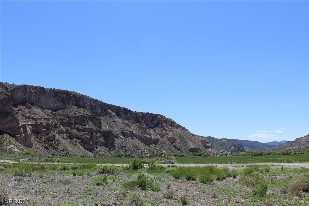 Rainbow Canyon - Clover Street Property Photo 10