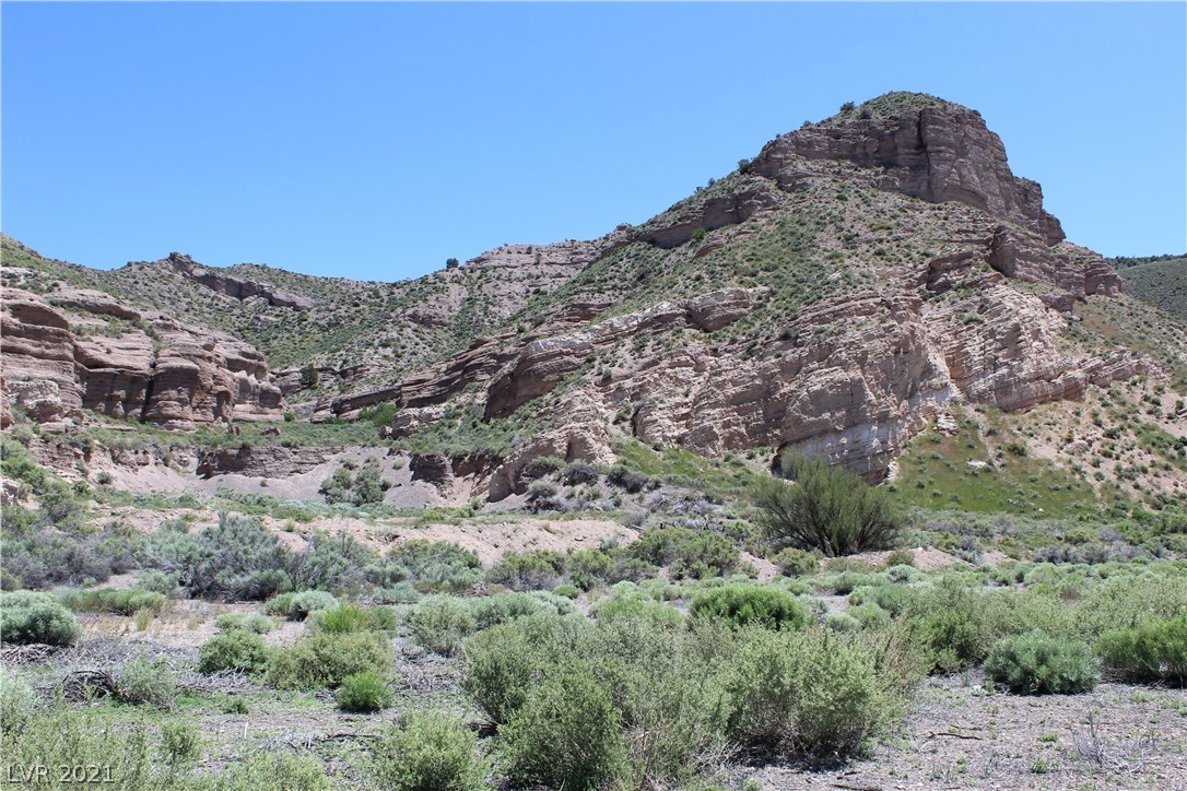 Rainbow Canyon - Clover Street Property Photo 11