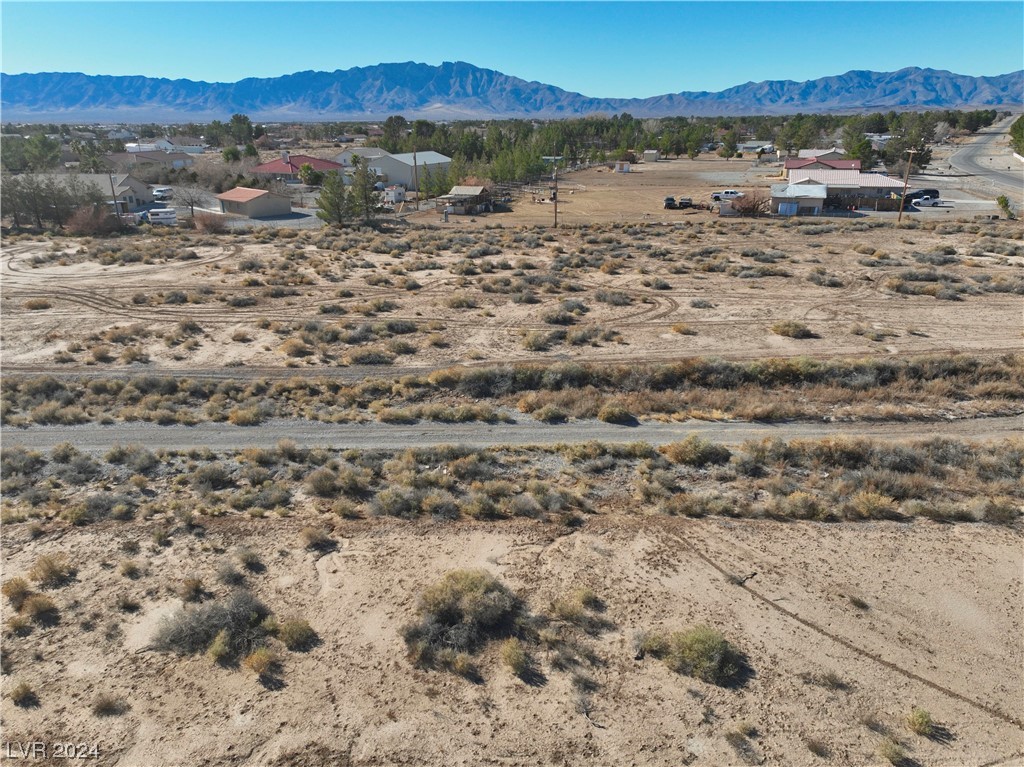 2440 Old West Avenue Property Photo 6