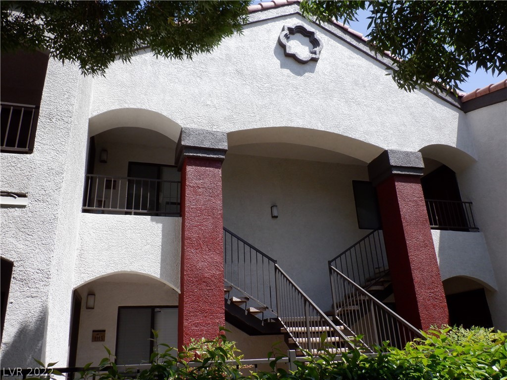 2390641 Property Photo 5