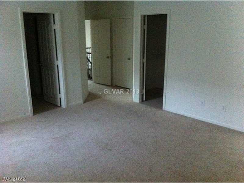10160 Hollis Mountain Avenue Property Photo 6