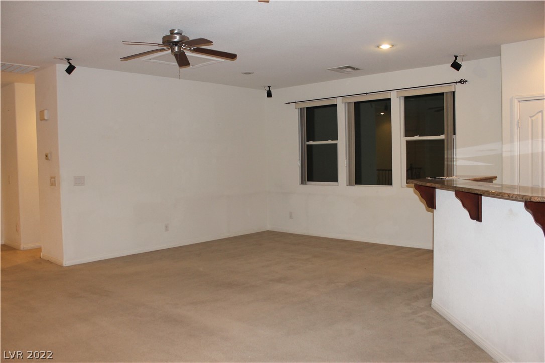 10160 Hollis Mountain Avenue Property Photo 16