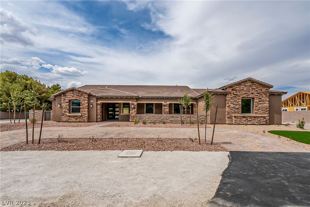 7710 West La Madre Way Property Photo 1