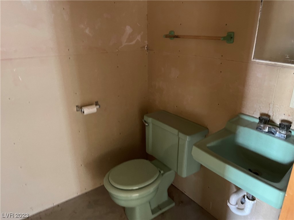 241 South Street Property Photo 5