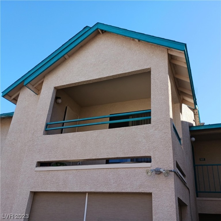 5211 Lindell Road 207 Property Photo 2
