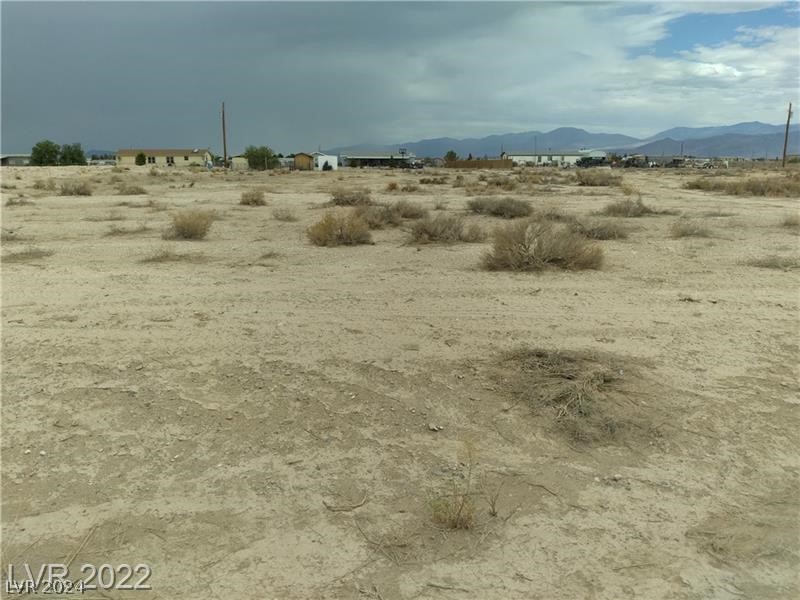 2280 East Jayme Street Property Photo 2