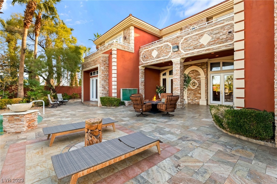 2200 Purple Majesty Court Property Photo 46