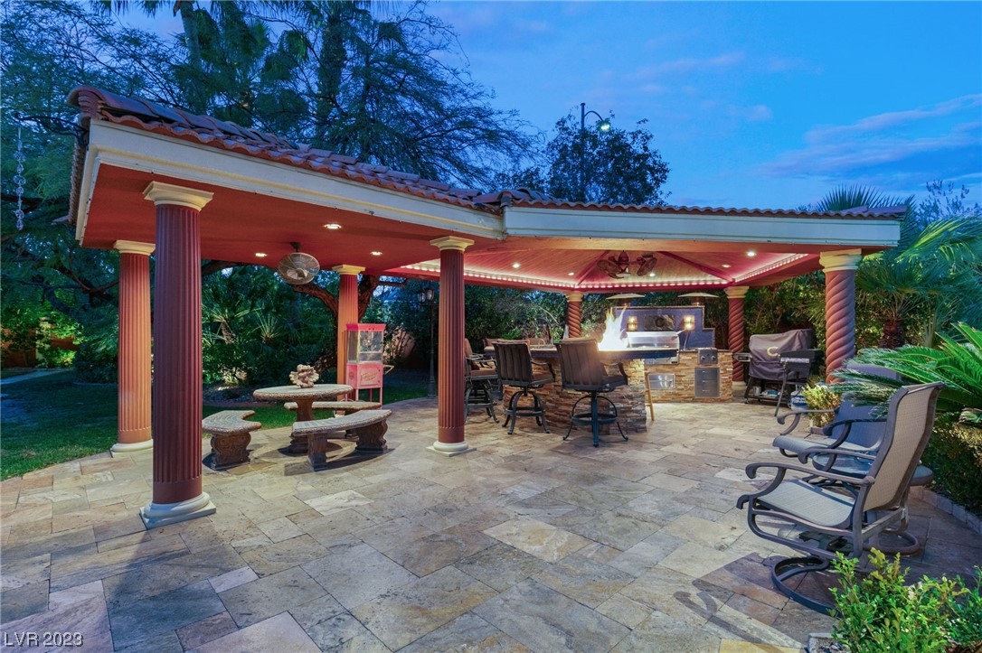 2200 Purple Majesty Court Property Photo 60