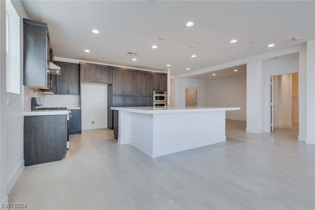 1016 Zurich Avenue Property Photo 15