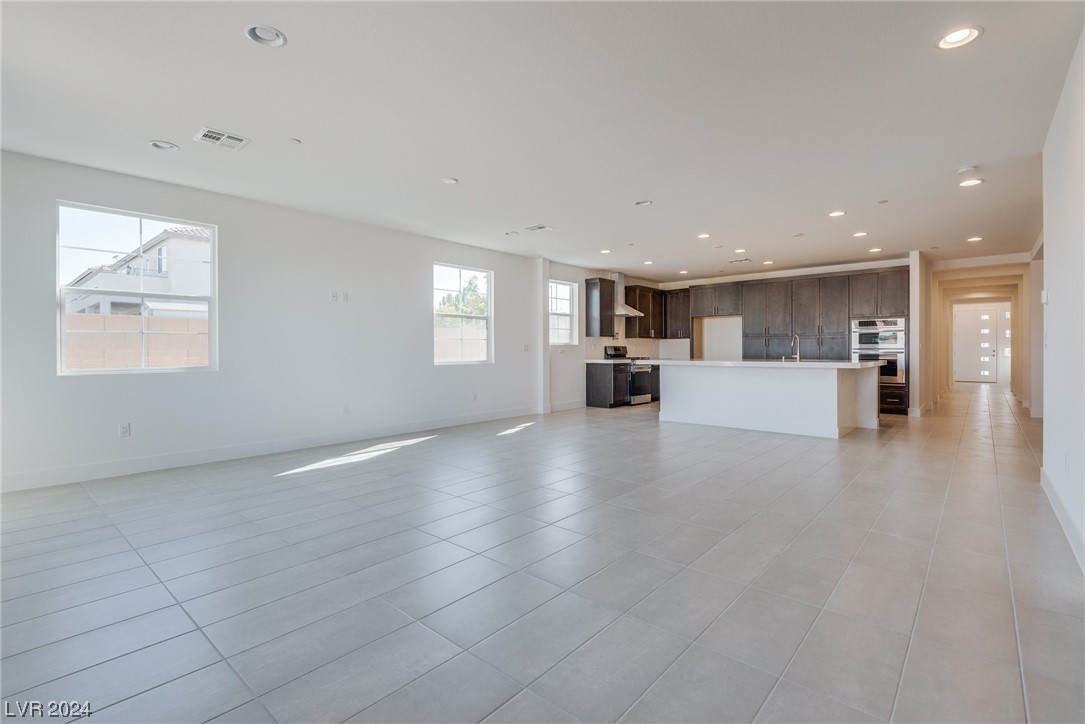 1016 Zurich Avenue Property Photo 25