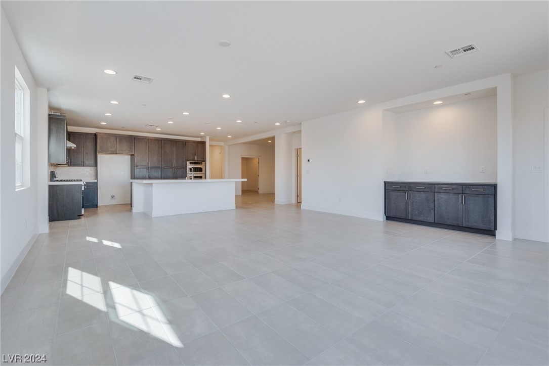 1016 Zurich Avenue Property Photo 26
